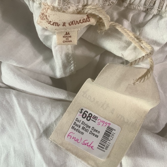 Hem & Thread Sol Stripe Open Tie Back Tiered Midi Dress Medium - Picture 8 of 11